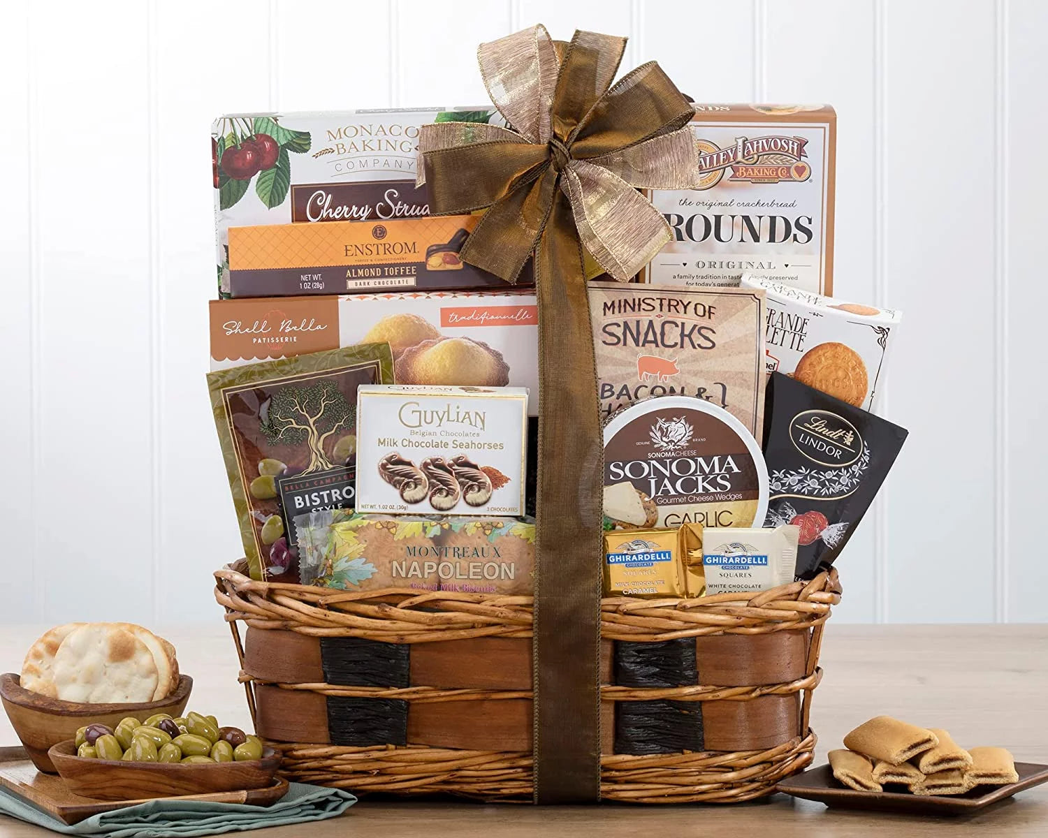 Gourmet Food Gift Basket Q5392