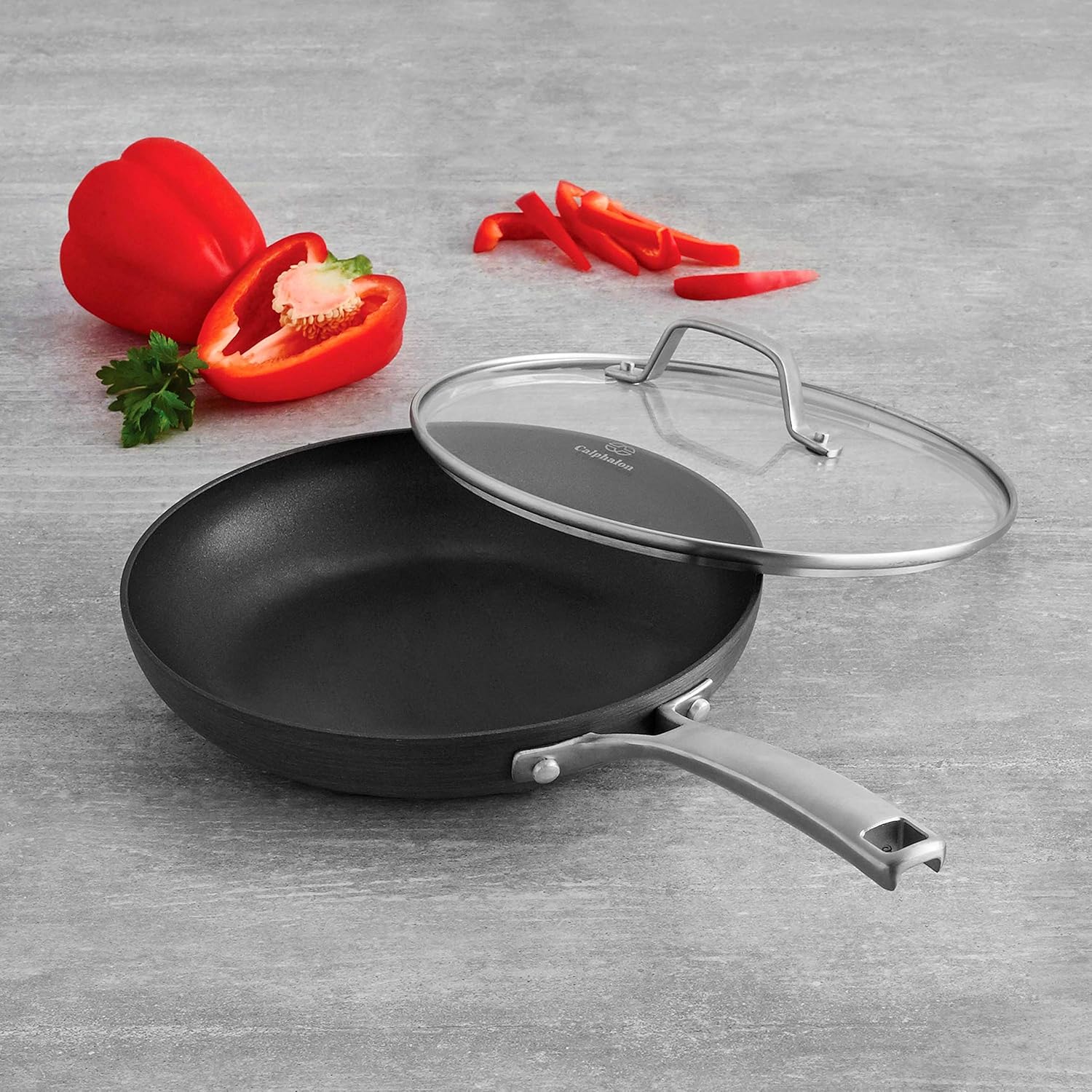 10-Inch Omelette Fry Pan with Cover O880