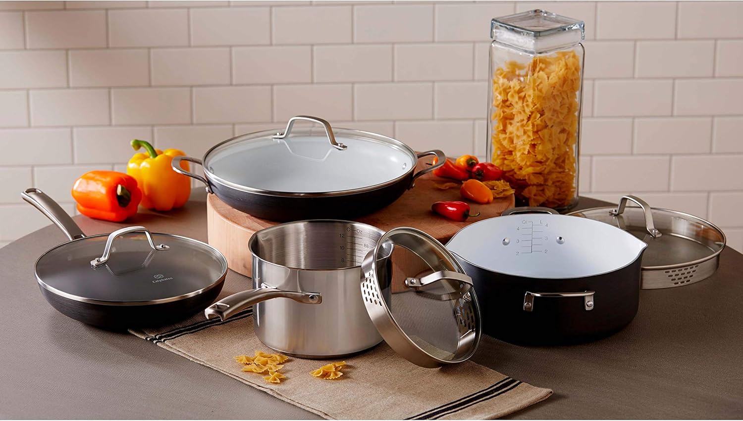 10-Inch Omelette Fry Pan with Cover O880