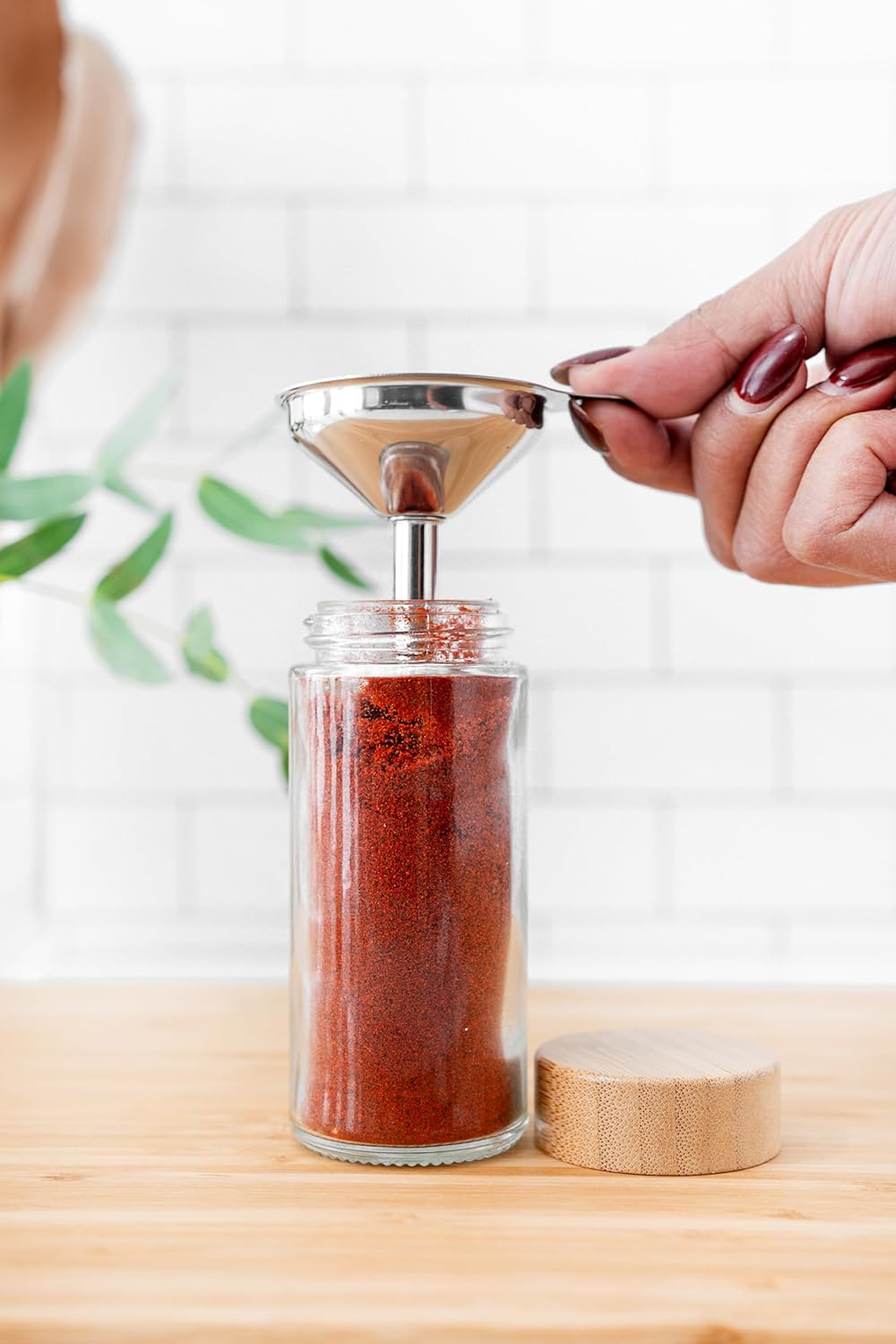 Glass Spice Jars with Bamboo Lids, 4oz Seasoning Containers with Labels E774