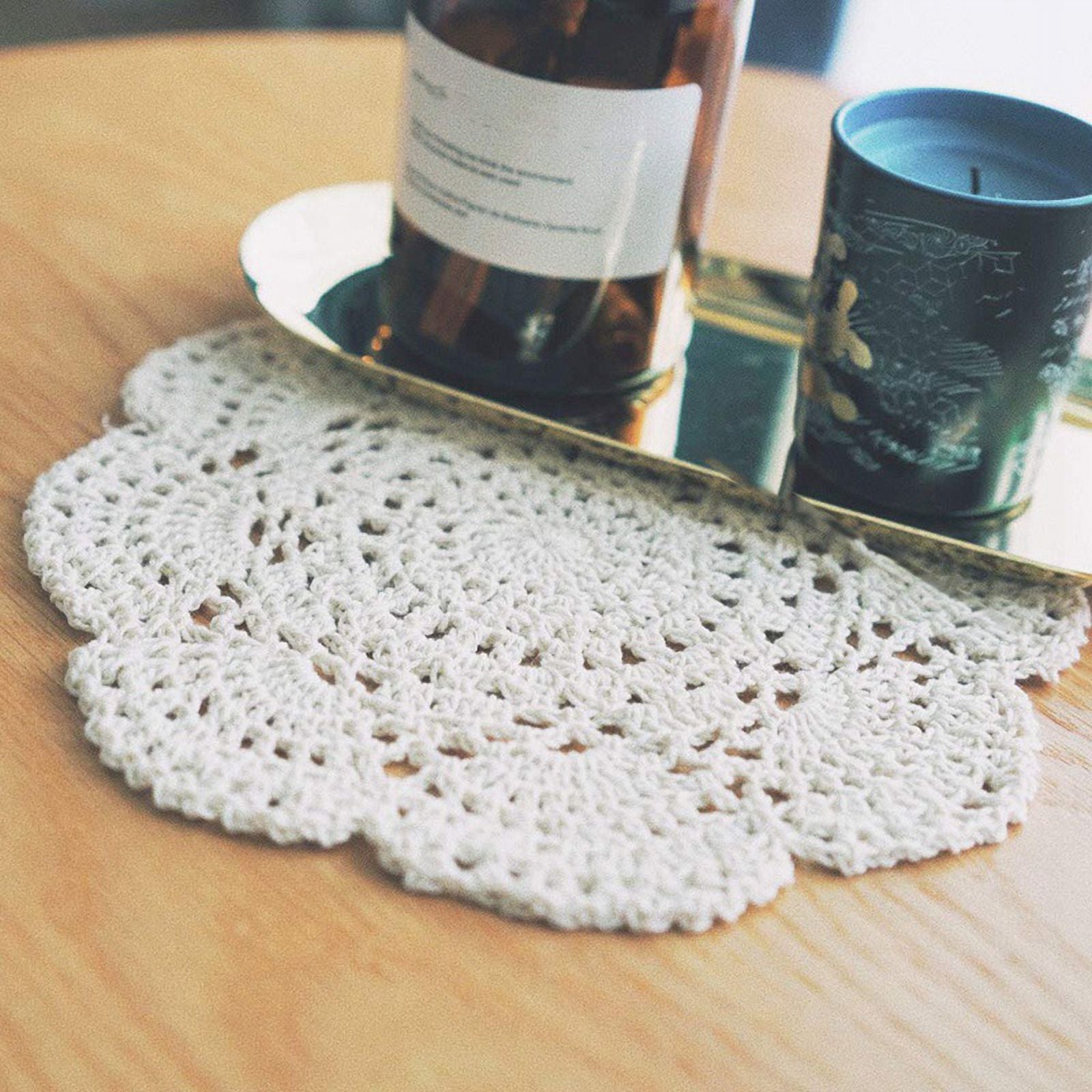 4PCS 8.6 Inch Round Lace Doilies Handmade Cotton Placemats V291