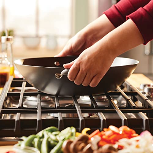 14-Inch Covered Nonstick Wok with Lid C9138