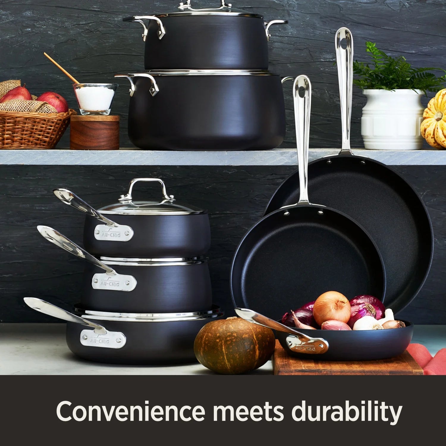 Hard Anodized Nonstick Fry Pan with Lid, 12-Inch H755686