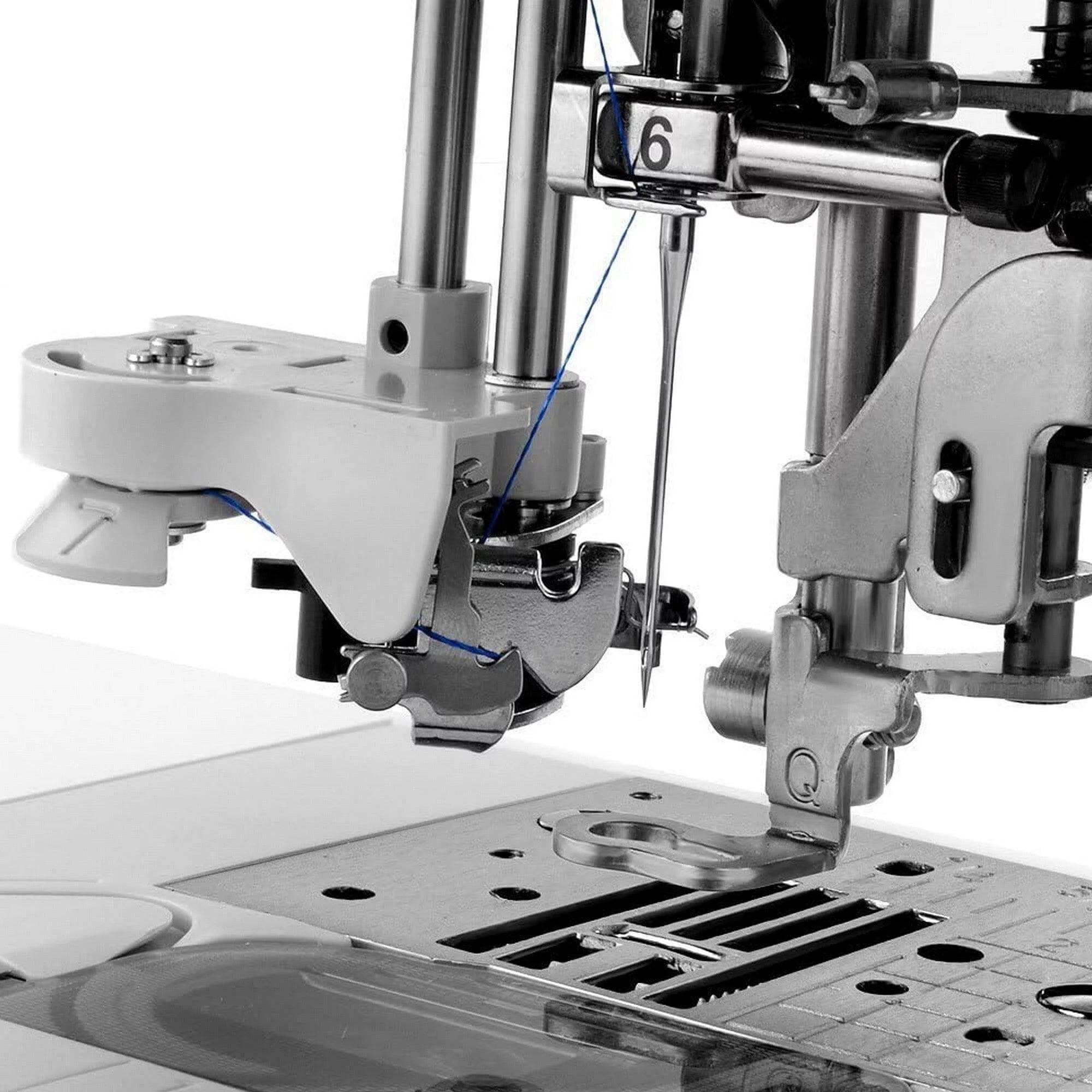 Embroidery & Sewing Machine with Digitizing Bundle M921