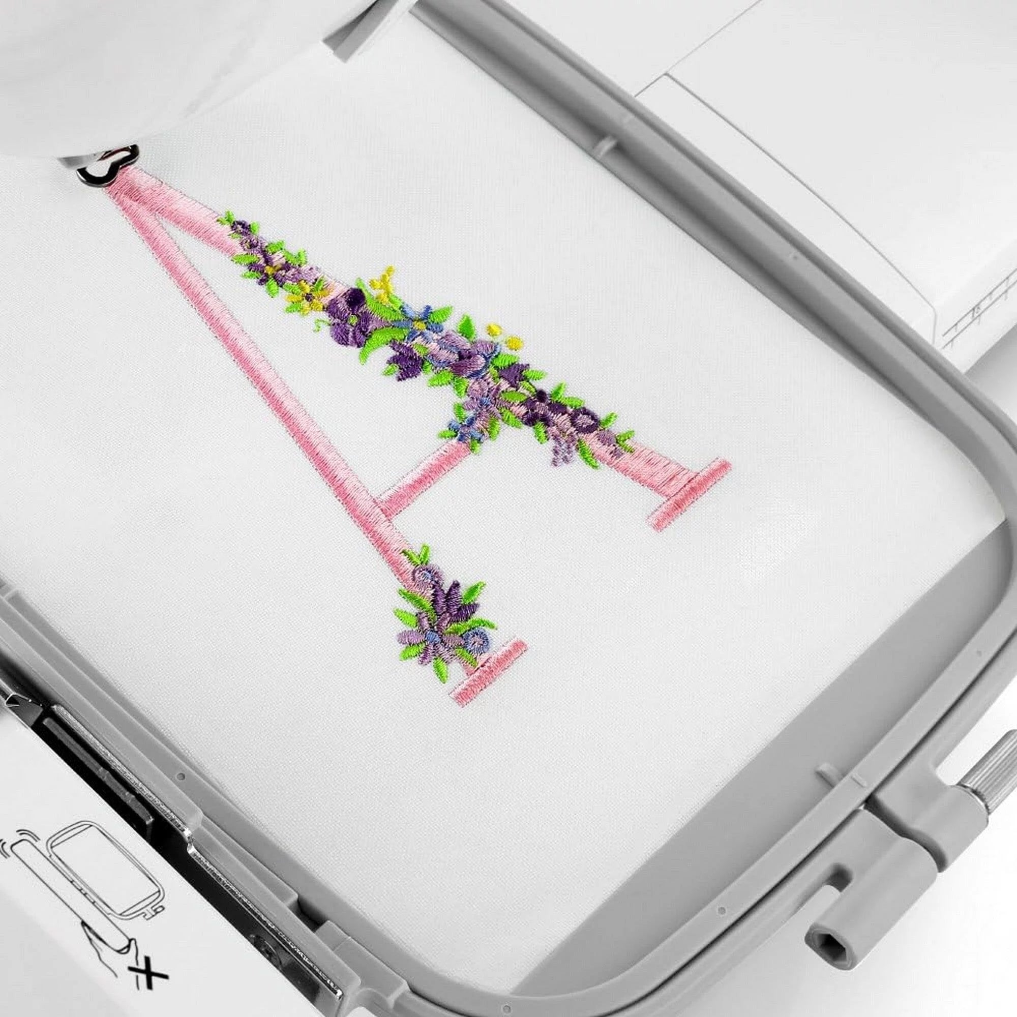 Embroidery & Sewing Machine with Digitizing Bundle M921
